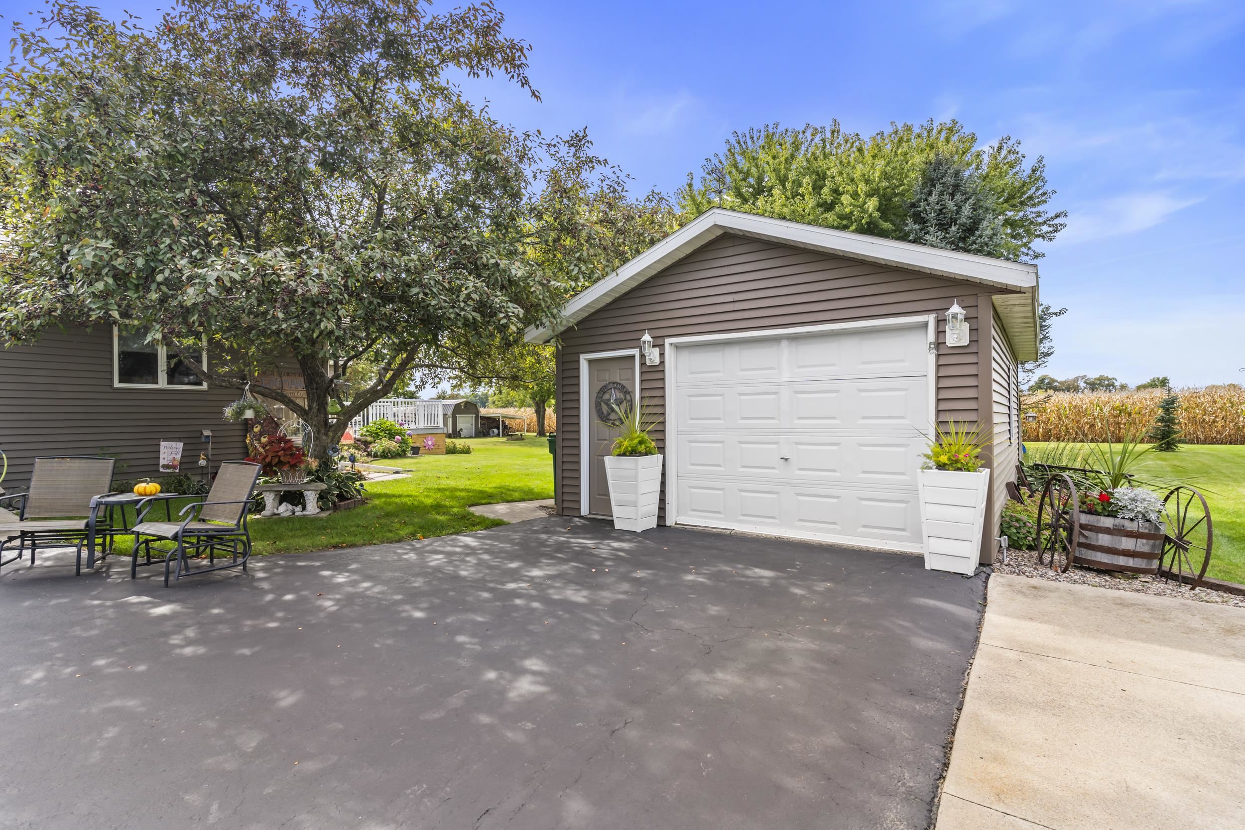 N2972 Savage Road Waupun, WI 53963 - Photo 4 of 31 Gallery Image 4