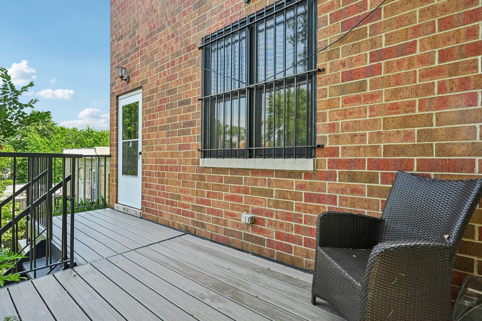 2248 North Racine Avenue, Unit 3 Chicago, IL 60614 - Photo 25 of 32 a view of a deck