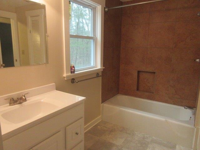 252 South Road Kensington, NH 03833 - Photo 24 of 28