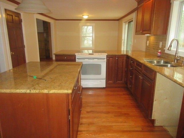 252 South Road Kensington, NH 03833 - Photo 9 of 28