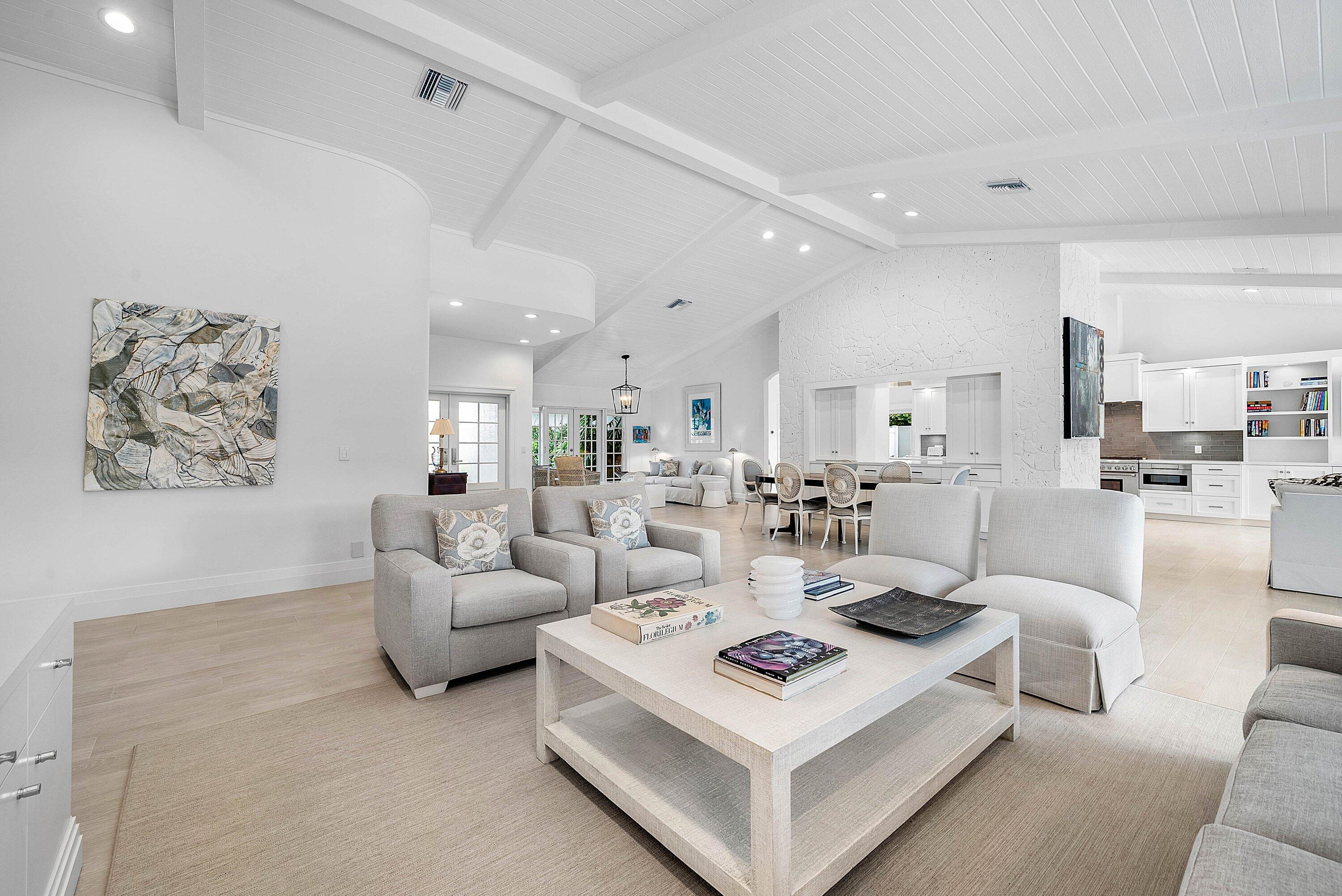 4199 Bocaire Boulevard Boca Raton, FL 33487 - Photo 25 of 82 Living