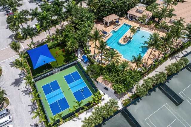 $2,175,000 | 4199 Bocaire Boulevard, Boca Raton, FL 33487