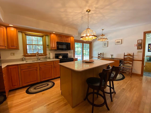 62 Hidden Pond Road Harpswell, ME 04079 - Photo 12 of 56 Eat-in Kitchen