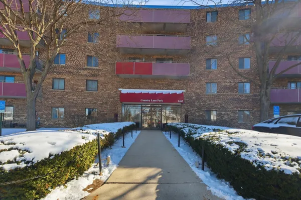 $1,800 | 1463 Mercury Drive, Unit 115, Schaumburg, IL 60193