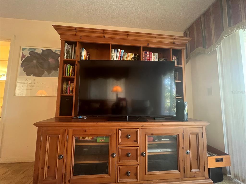338 Cerromar Way, Unit 4 Venice, FL 34293 - Photo 13 of 41 a bathroom with a sink and a mirror