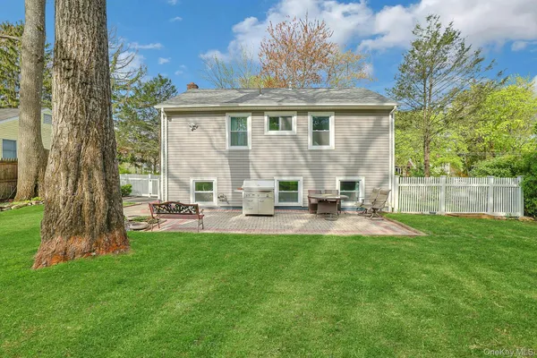 $648,000 | 40 Sherwood Drive, Nanuet, NY 10954