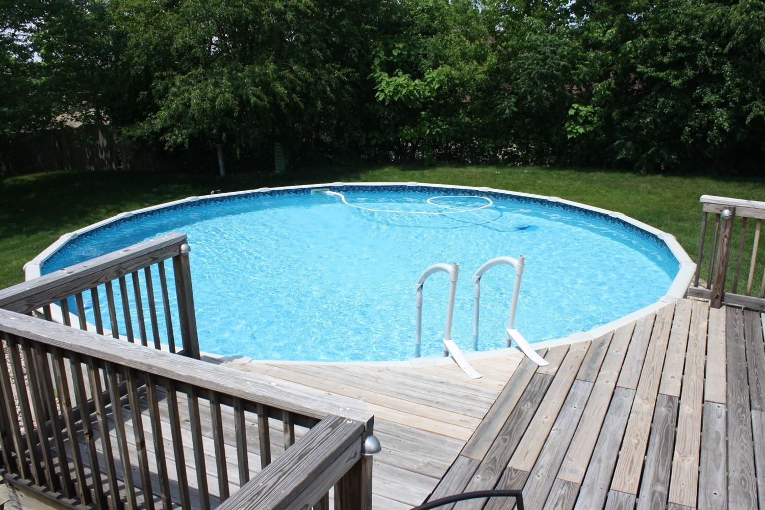 907 Old Beach Road Dyer, IN 46311 - Photo 6 of 10 a view of outdoor space and yard