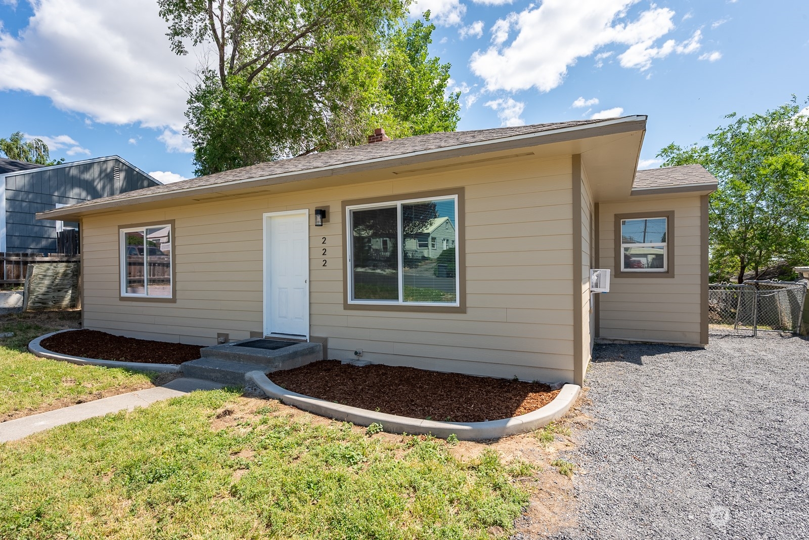 222 Columbia Road Ephrata, WA 98823 - Photo 1 of 39 Gallery Image 1