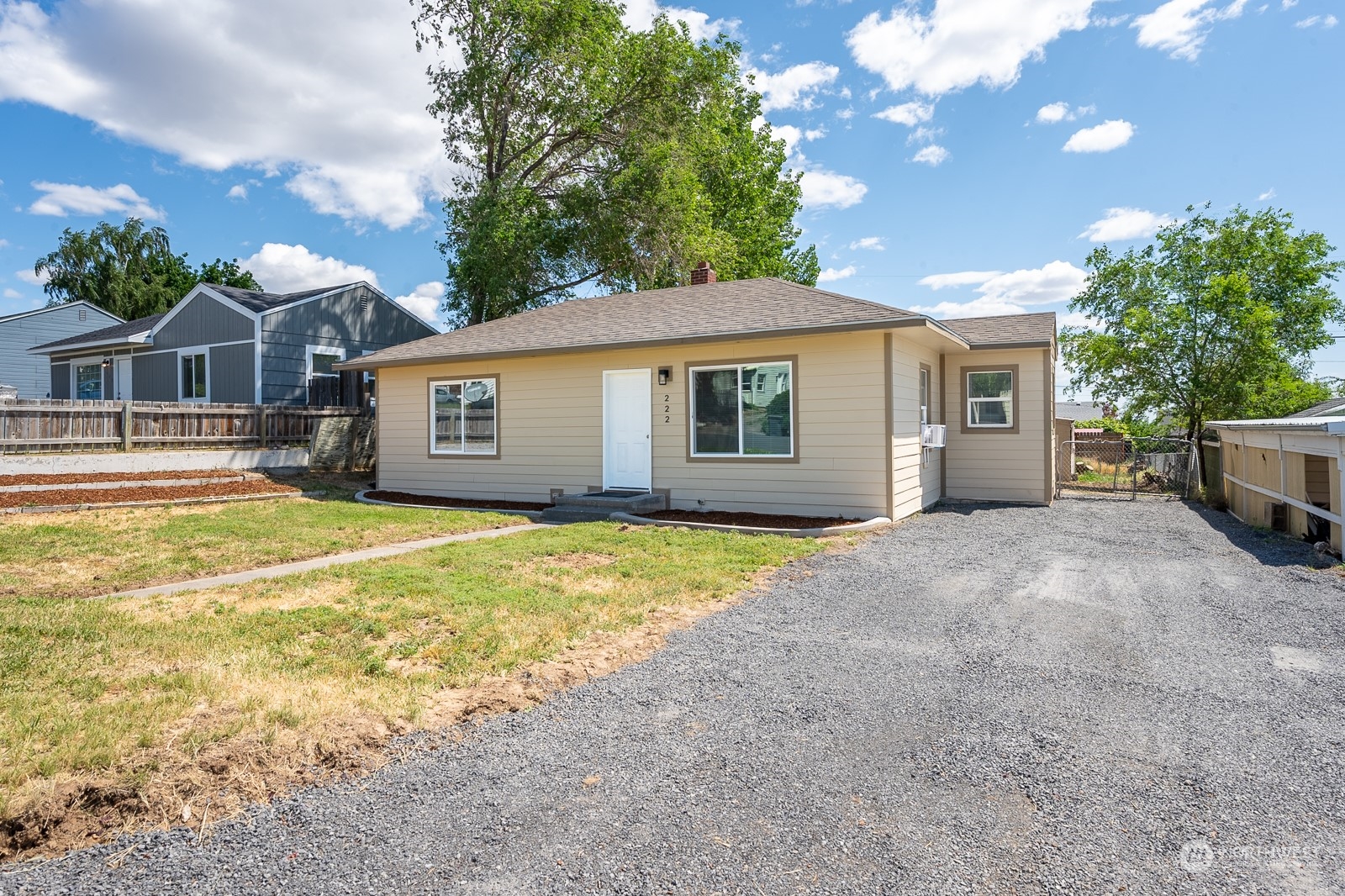 222 Columbia Road Ephrata, WA 98823 - Photo 4 of 39 Gallery Image 4