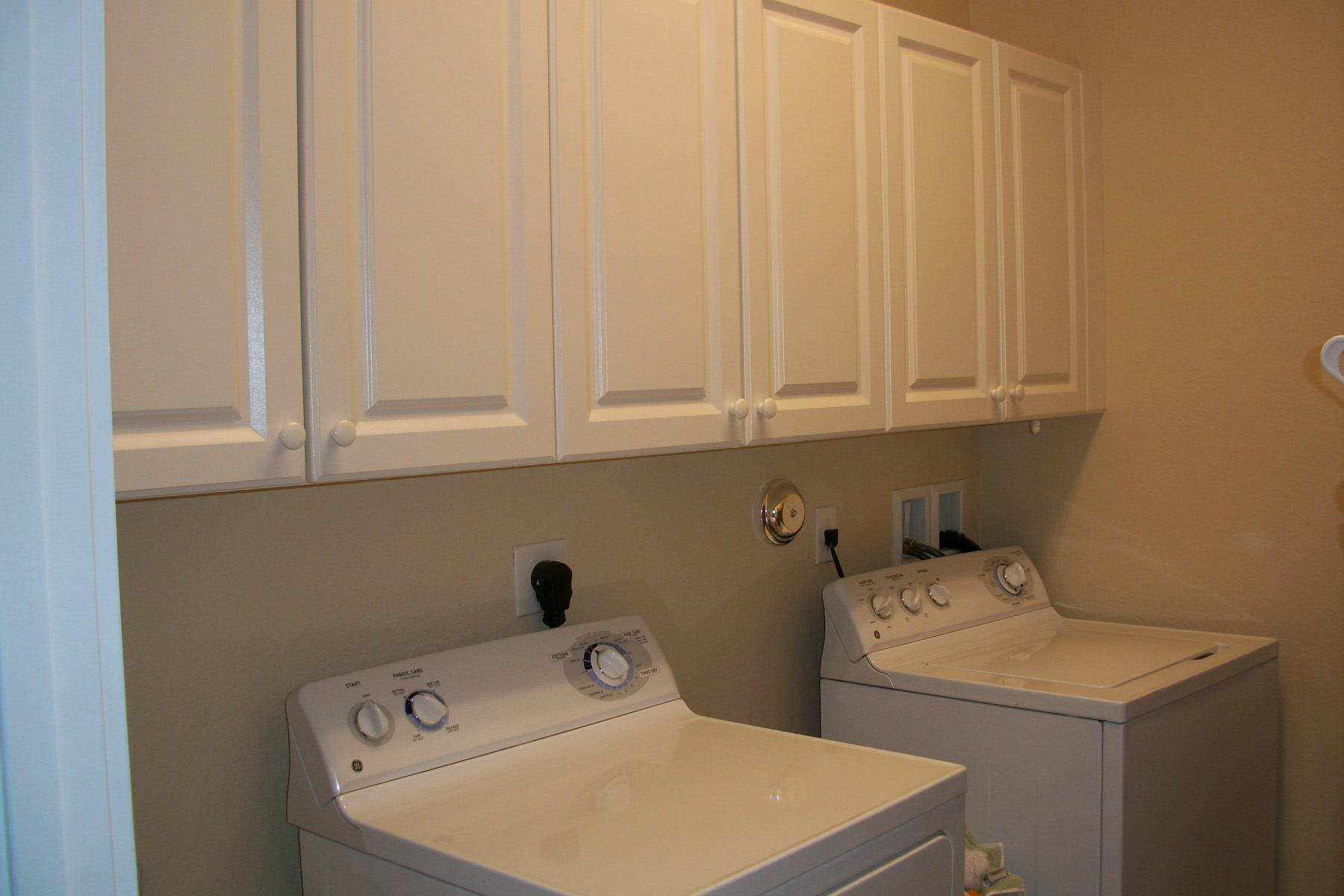 822 Northwest 82nd Place Boca Raton, FL 33487 - Photo 16 of 22 a utility room with dryer and washer