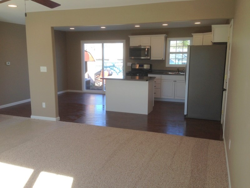 208 Temple Drive Washington, IL 61571 - Photo 4 of 8 Gallery Image 4