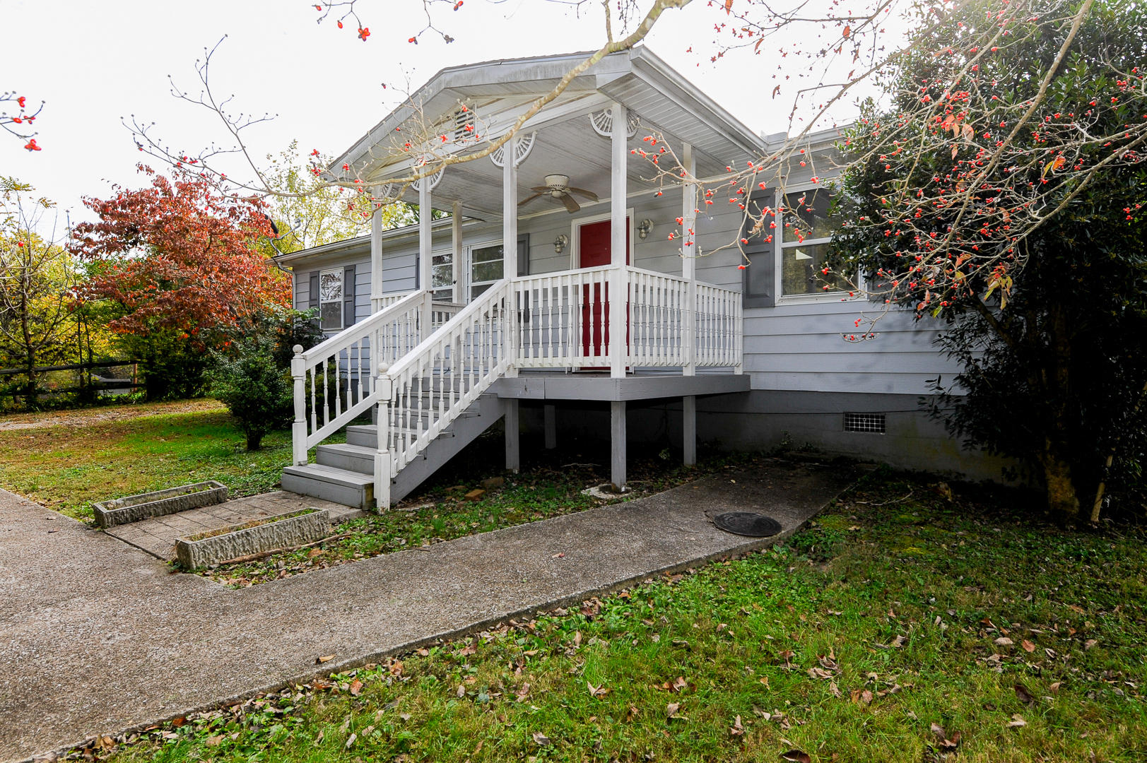 4104 Meredith Road Knoxville, TN 37921 - Photo 1 of 27 1