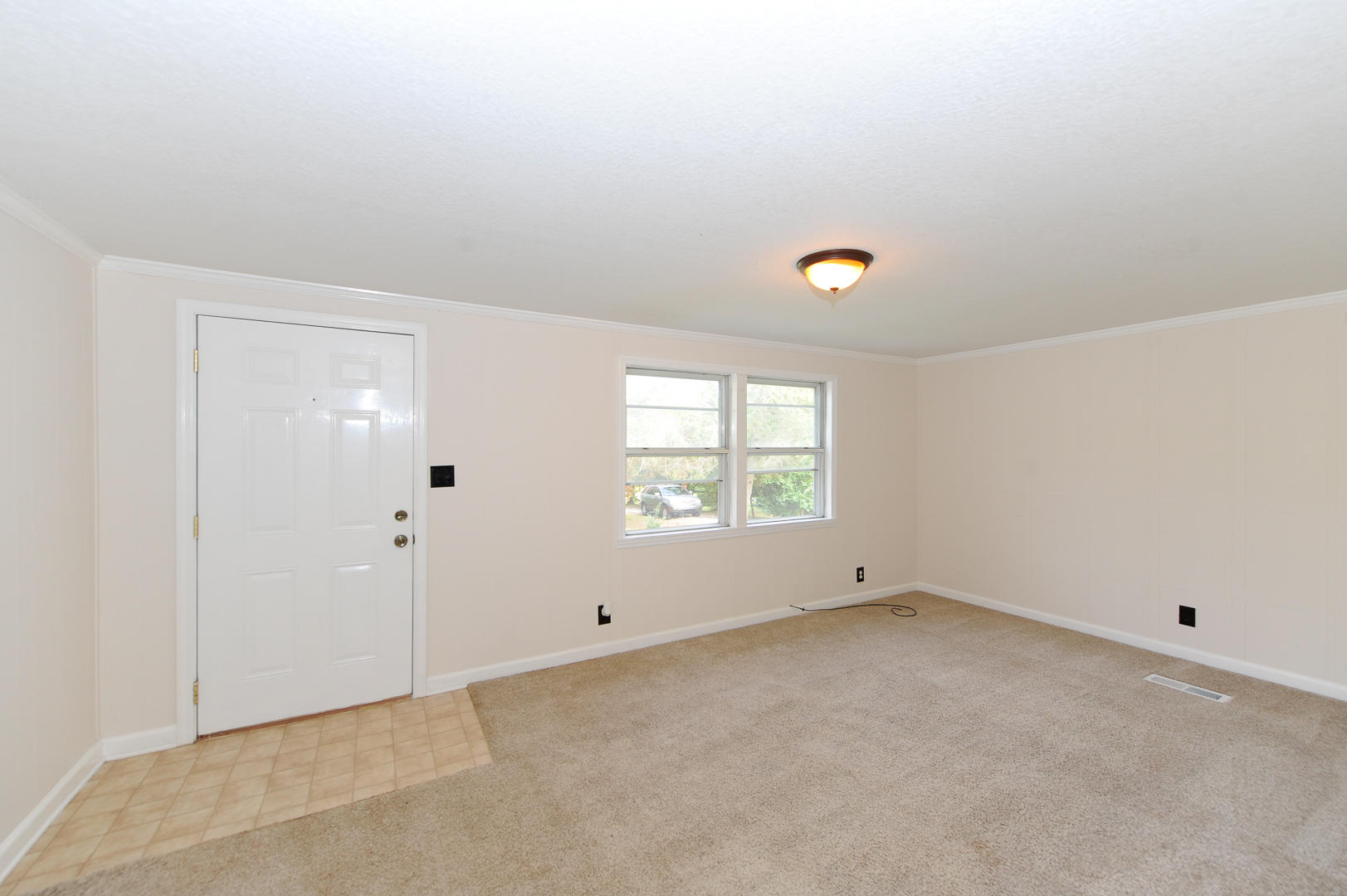 4104 Meredith Road Knoxville, TN 37921 - Photo 4 of 27 4