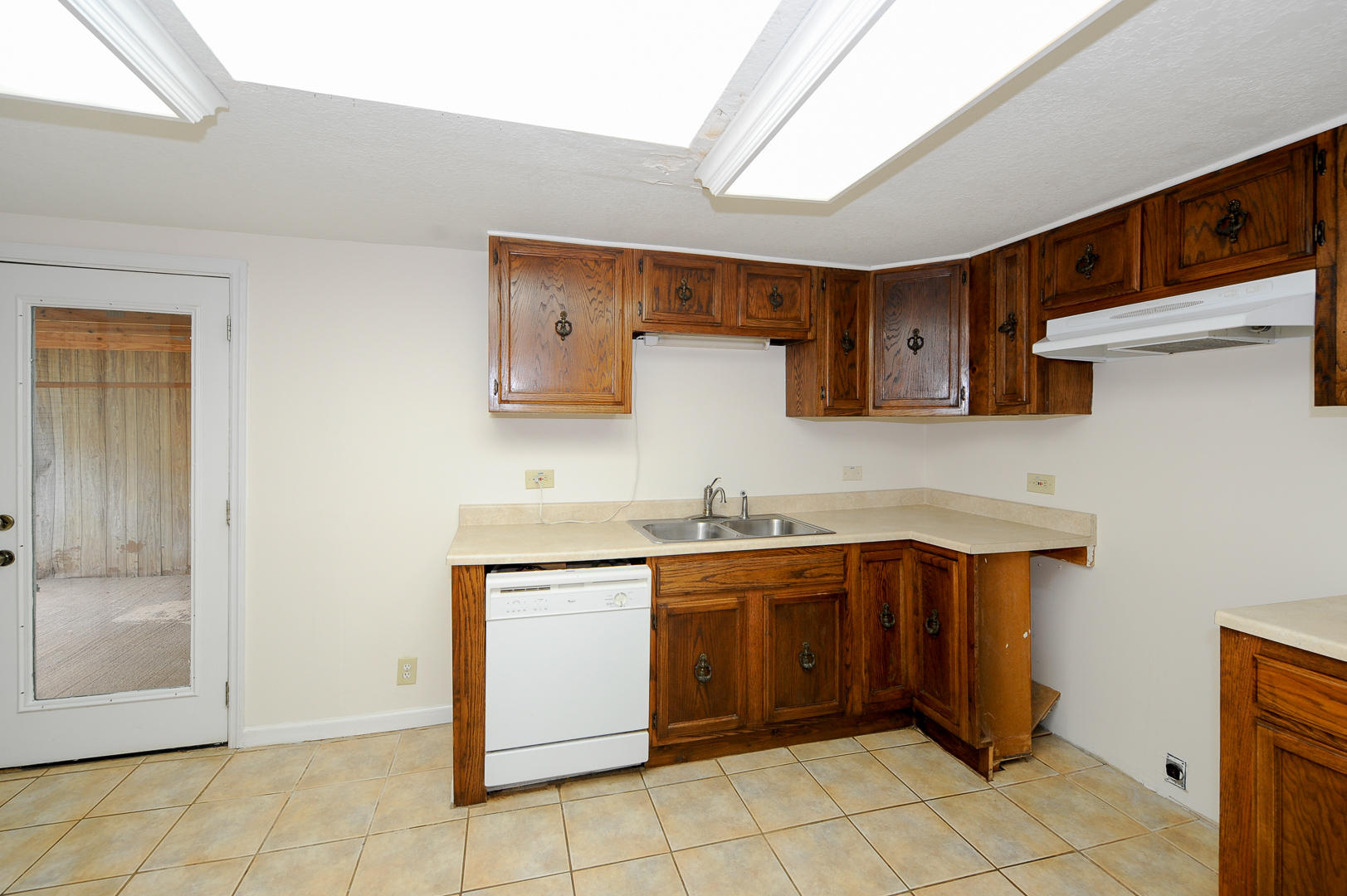 4104 Meredith Road Knoxville, TN 37921 - Photo 9 of 27 9