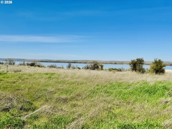 a view of a ocean view