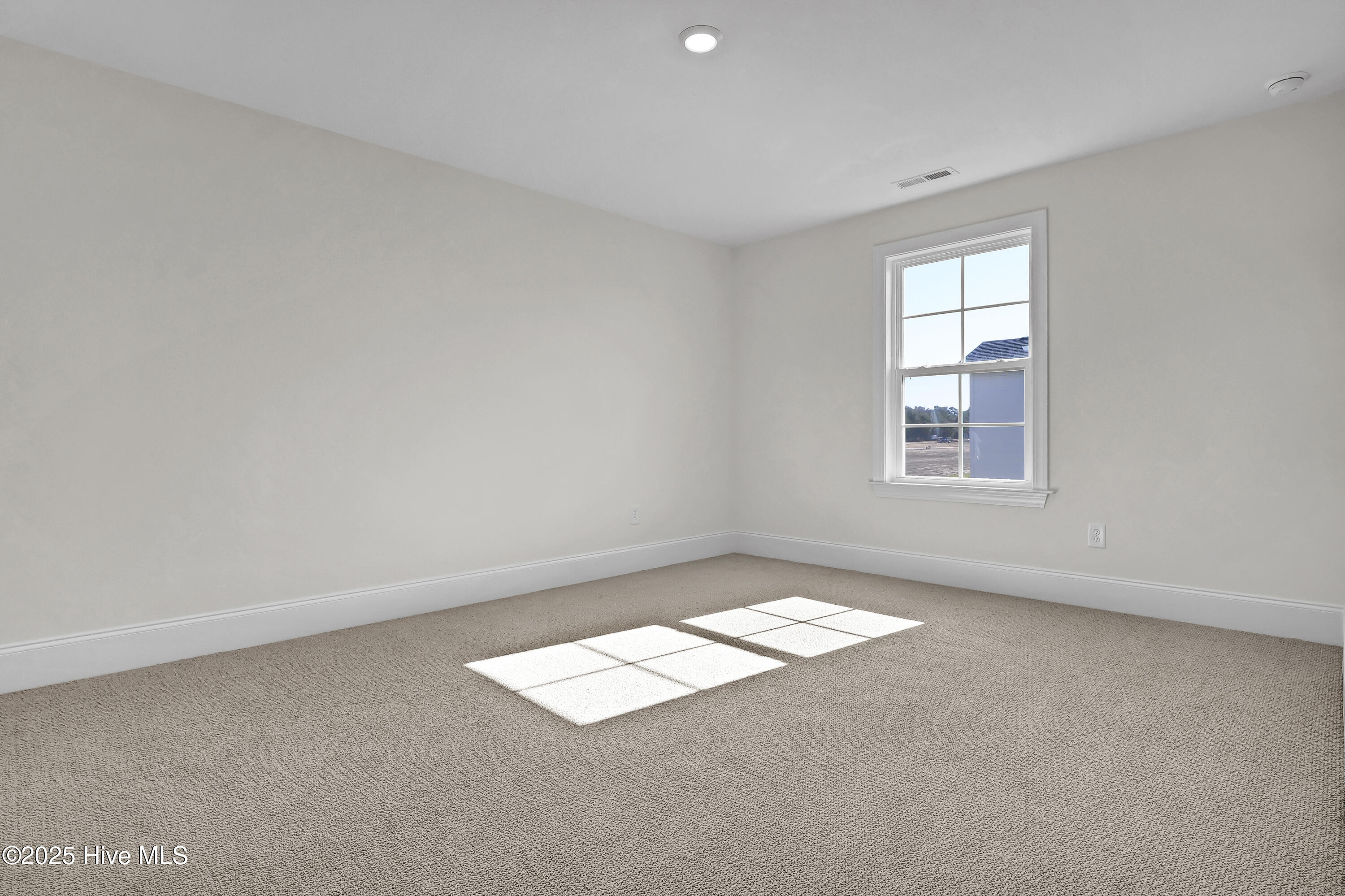 131 Planters Walk Hampstead, NC 28443 - Photo 23 of 36 Second Primary Suite