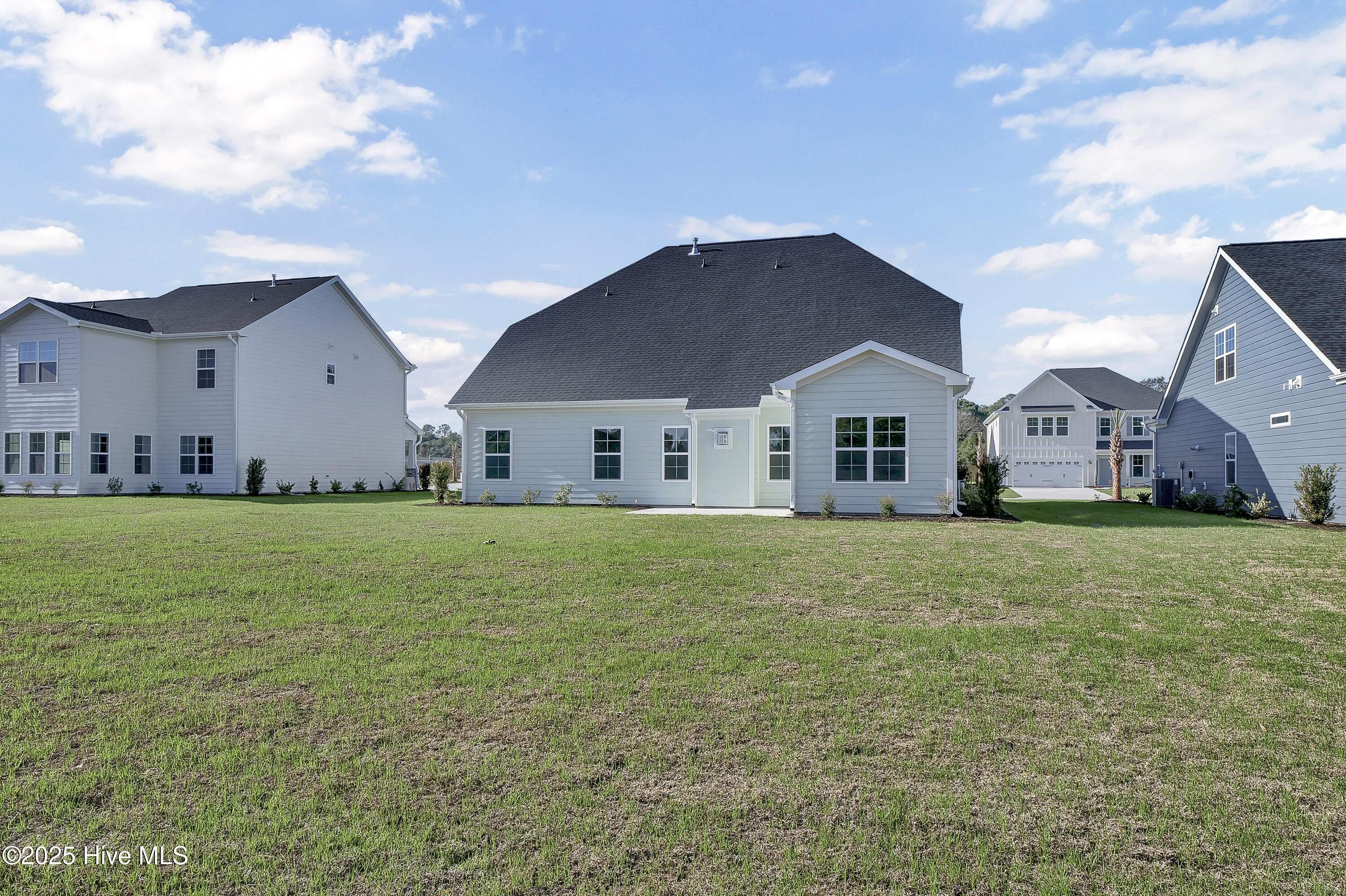 131 Planters Walk Hampstead, NC 28443 - Photo 34 of 36 P1022096