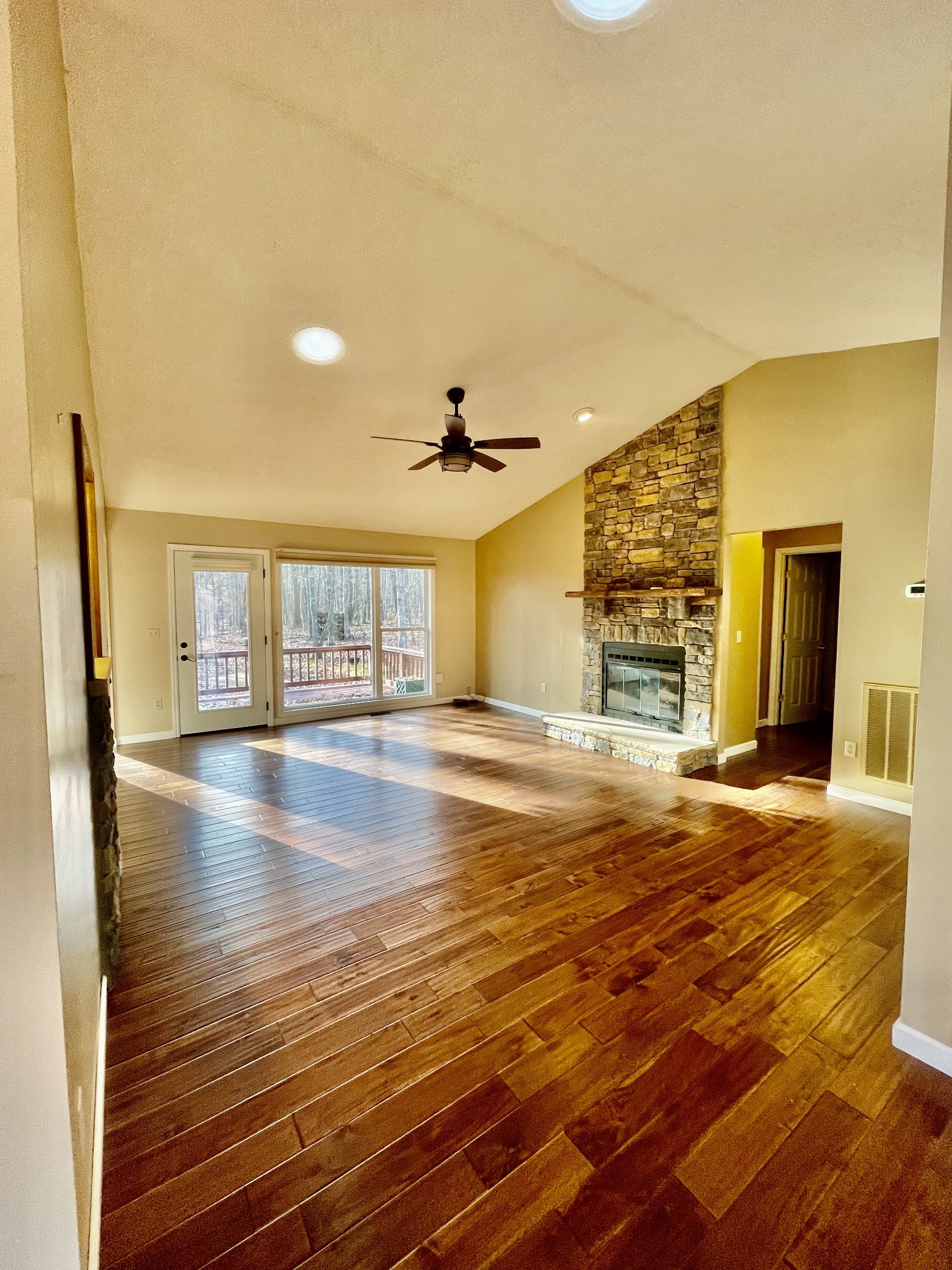 1721 Ridge Cliff Drive Monteagle, TN 37356 - Photo 17 of 57 Gallery Image 17