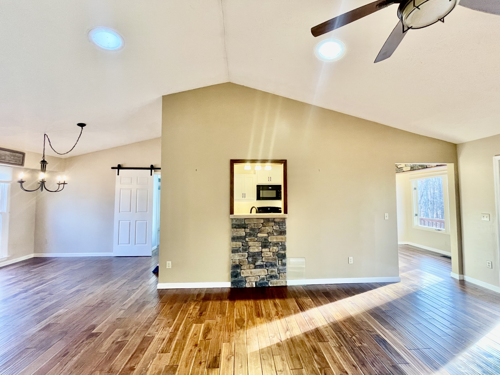 1721 Ridge Cliff Drive Monteagle, TN 37356 - Photo 20 of 57 Gallery Image 20