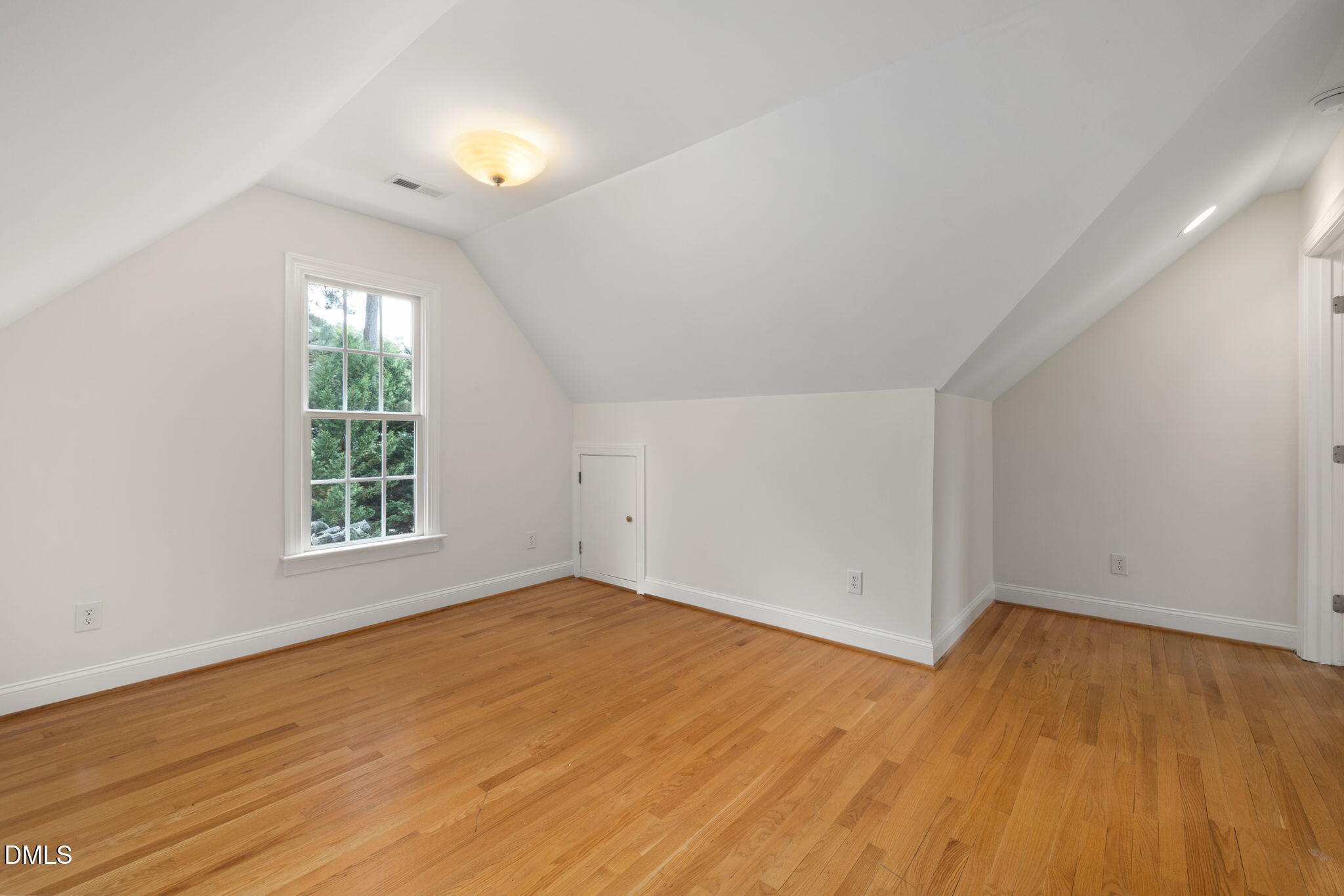 7219 Newport Avenue Raleigh, NC 27613 - Photo 45 of 54 52-web-or-mls-DX3A9746