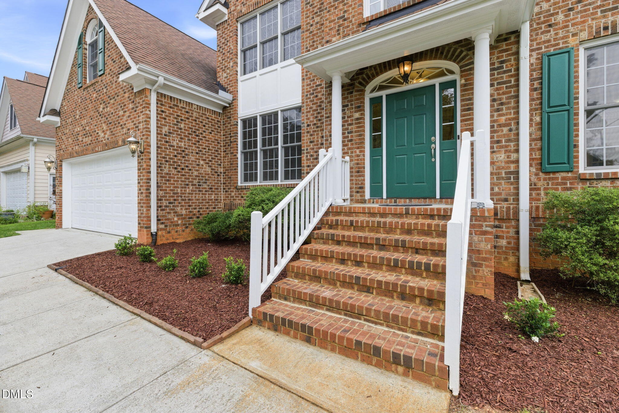 7219 Newport Avenue Raleigh, NC 27613 - Photo 4 of 54 7-web-or-mls-DX3A9402
