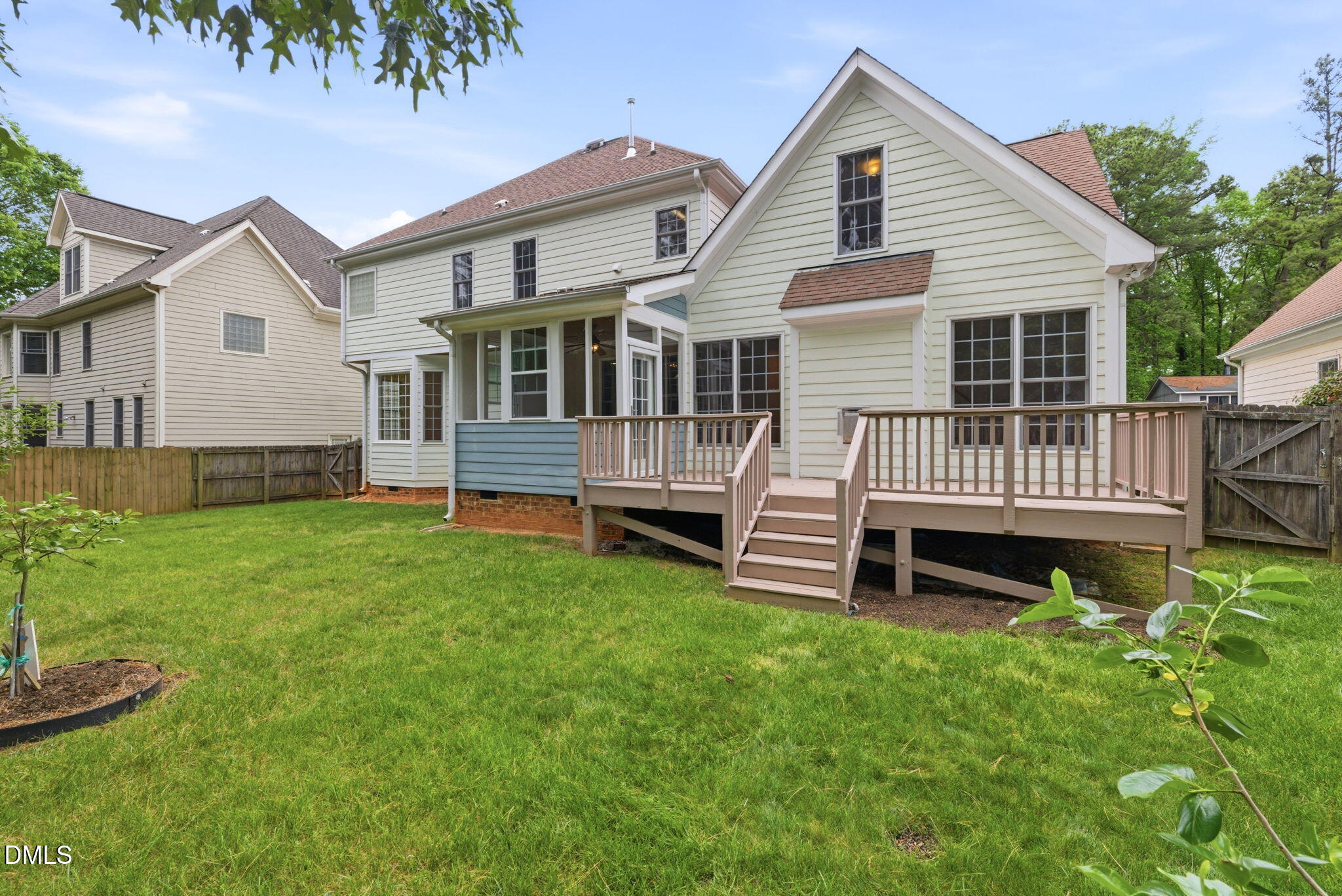 7219 Newport Avenue Raleigh, NC 27613 - Photo 52 of 54 59-web-or-mls-DX3A9407
