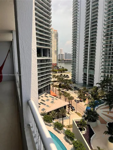 $549,000 | 170 Southeast 14th Street, Unit 1504, Miami, FL 33131