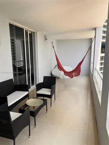 $549,000 | 170 Southeast 14th Street, Unit 1504, Miami, FL 33131