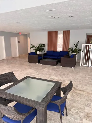 $549,000 | 170 Southeast 14th Street, Unit 1504, Miami, FL 33131