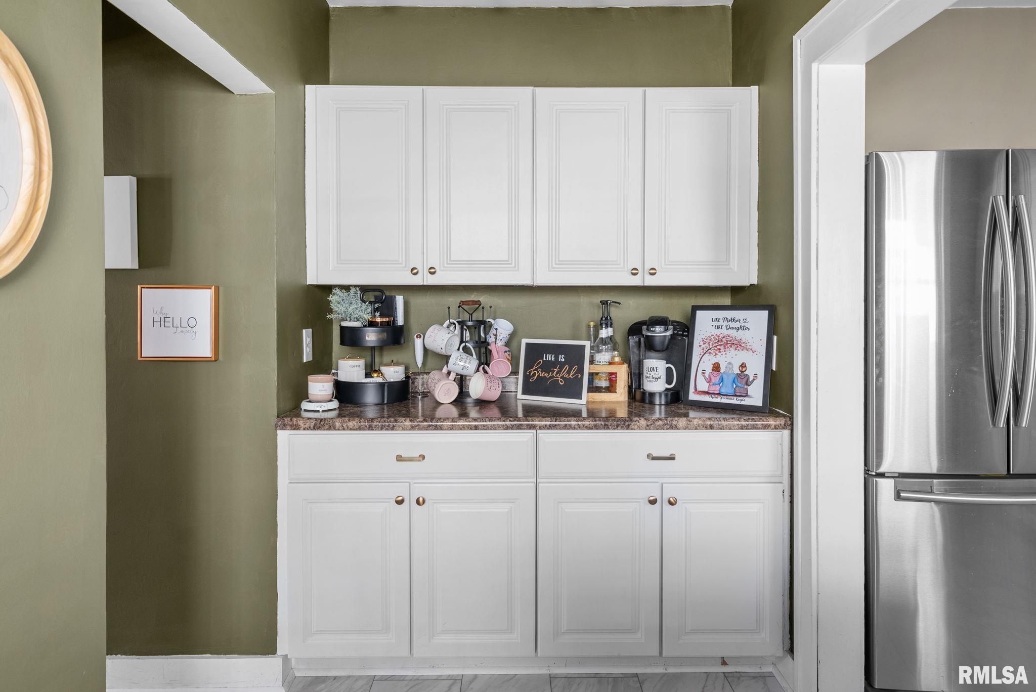 344 Forest Road Davenport, IA 52803 - Photo 19 of 29