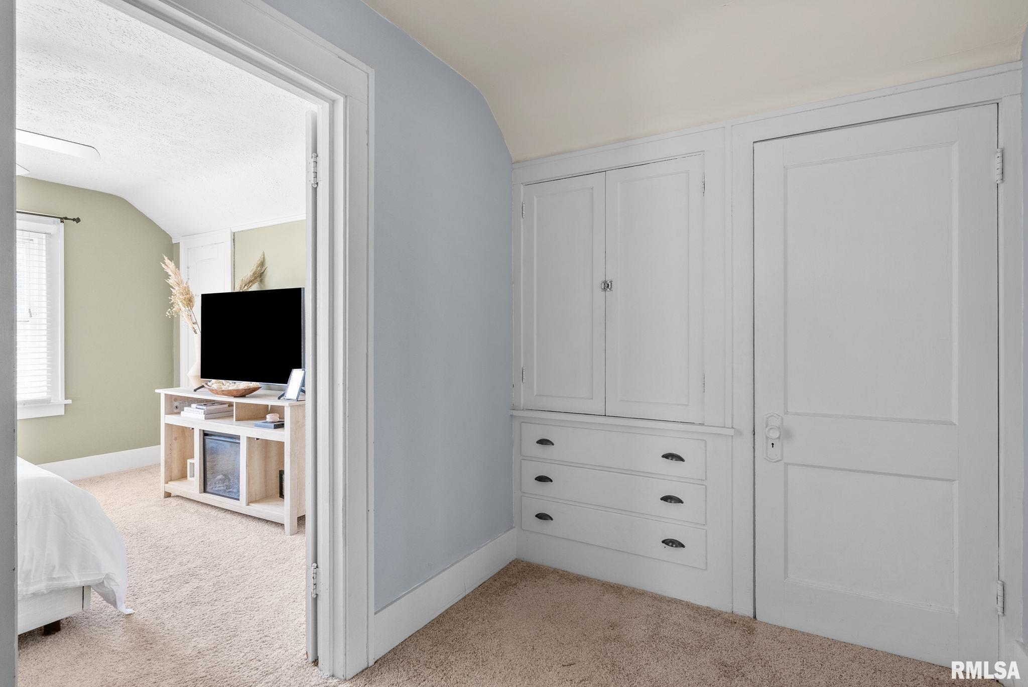 344 Forest Road Davenport, IA 52803 - Photo 20 of 29