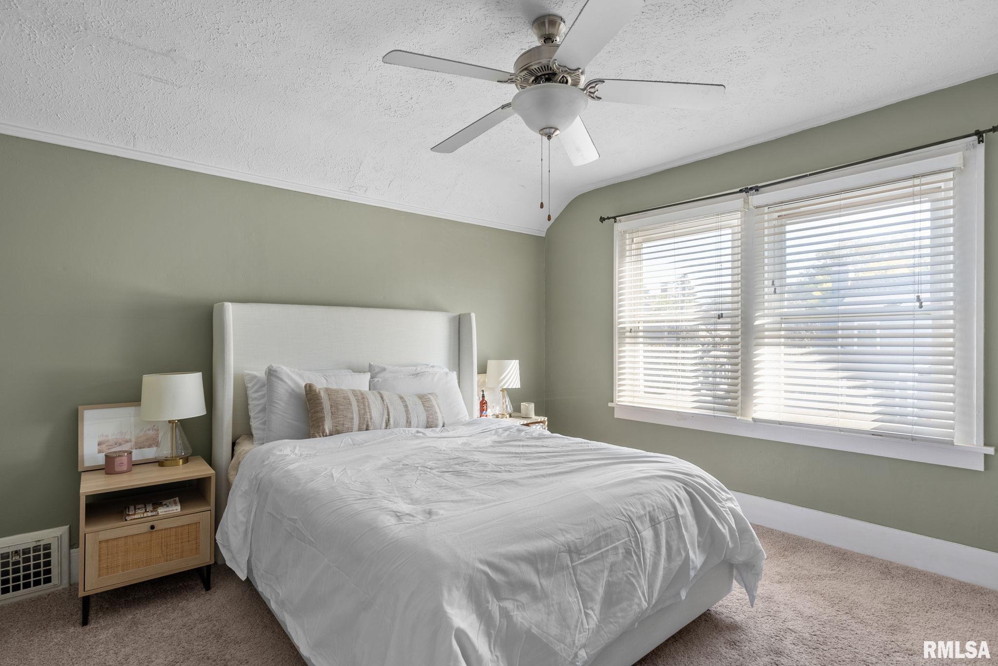 344 Forest Road Davenport, IA 52803 - Photo 21 of 29