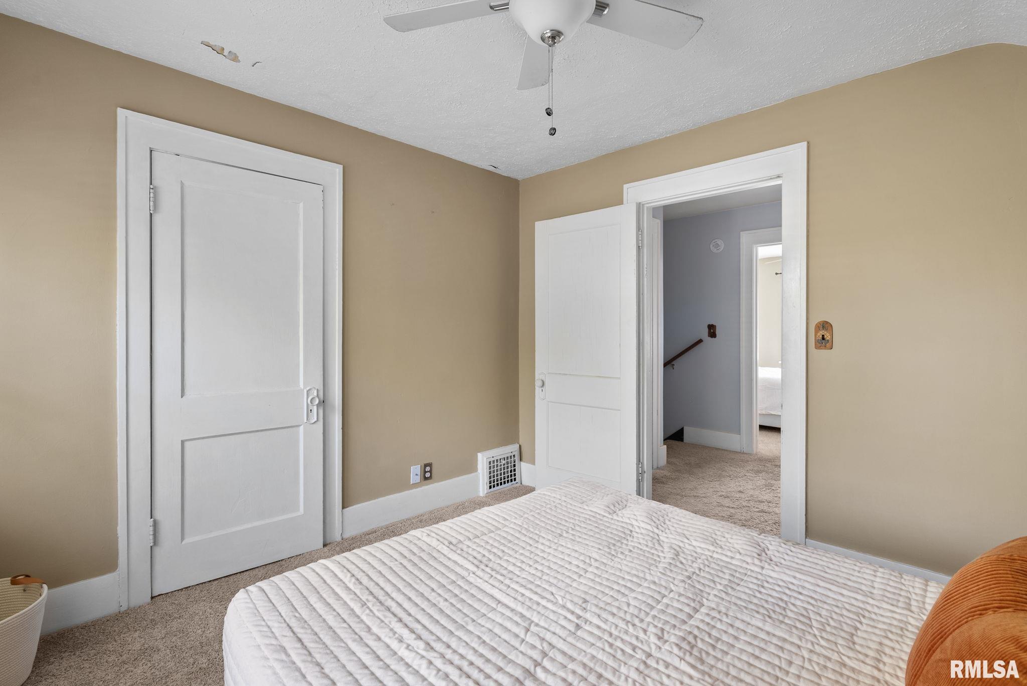 344 Forest Road Davenport, IA 52803 - Photo 25 of 29