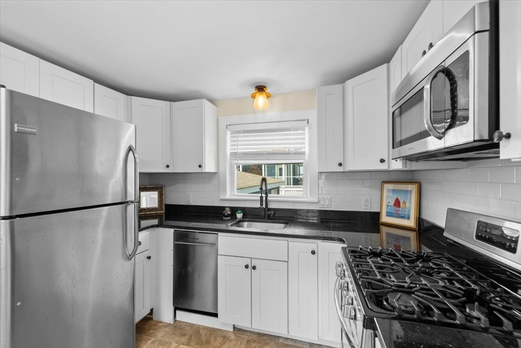 7 Peterson Road Quincy, MA 02169 - Photo 10 of 42 Gallery Image 10