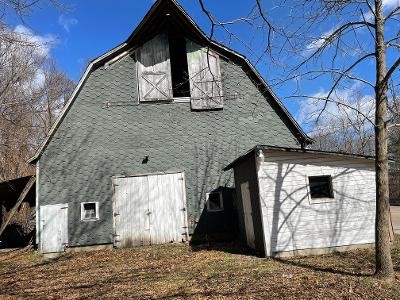 1025 Phenix Avenue Cranston, RI 02921 - Photo 2 of 2