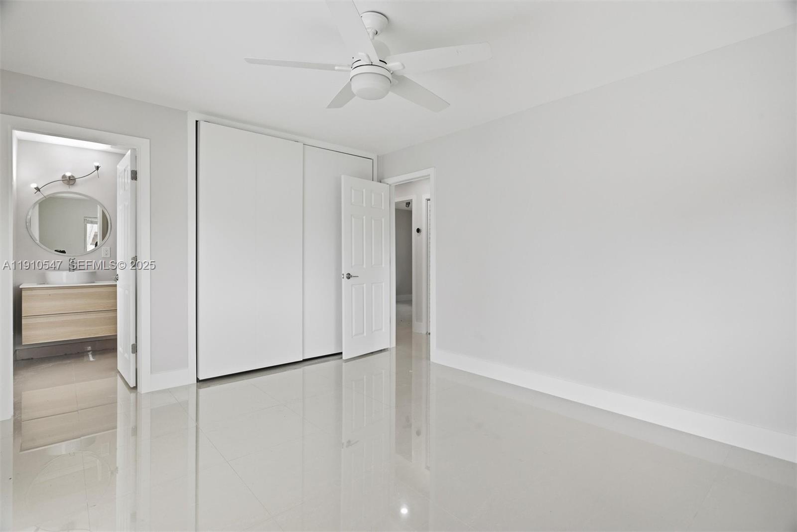 5250 Southwest 96th Avenue Miami, FL 33165 - Photo 16 of 28