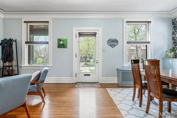 $749,900 | 7163 Washington Avenue, University City, MO 63130
