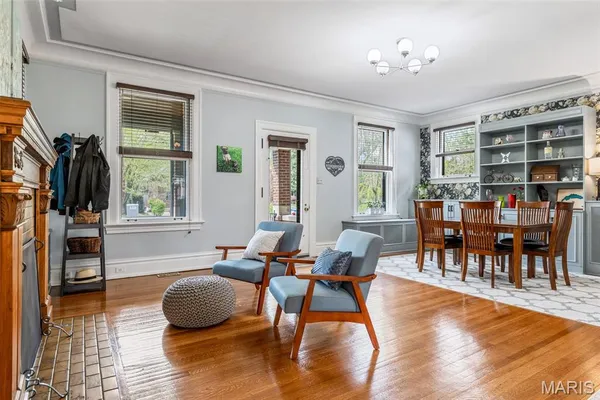 $749,900 | 7163 Washington Avenue, University City, MO 63130