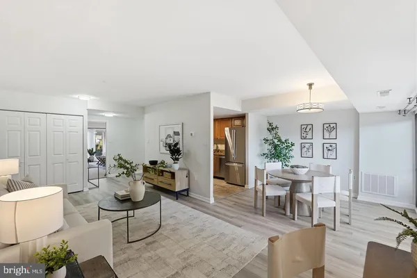 $3,400 | 5250 Valley Forge Drive, Unit 108, Alexandria, VA 22304