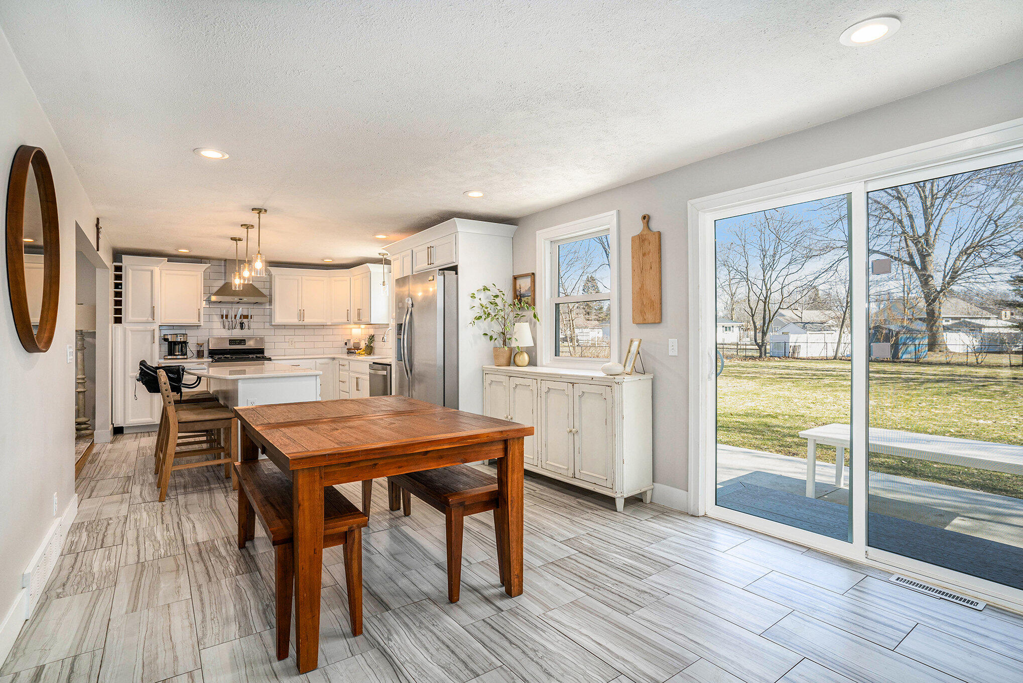 5056 Lake Harbor Road Muskegon, MI 49441 - Photo 11 of 25 007_dsc04172_632