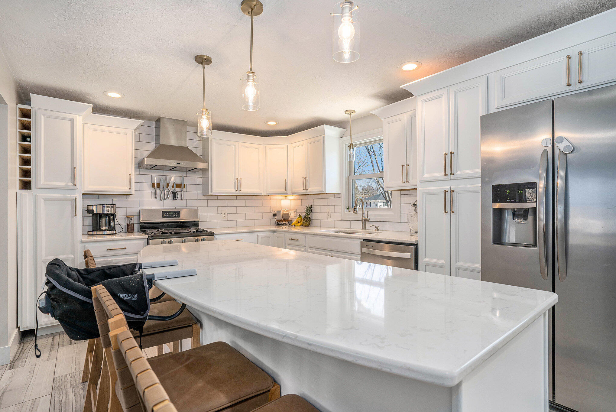 5056 Lake Harbor Road Muskegon, MI 49441 - Photo 4 of 25 010_dsc04180_818