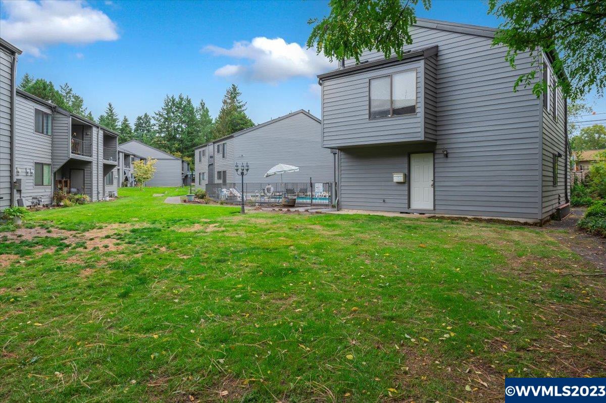 6745 Southwest Scholls Ferry Road Beaverton, OR 97008 - Photo 23 of 29