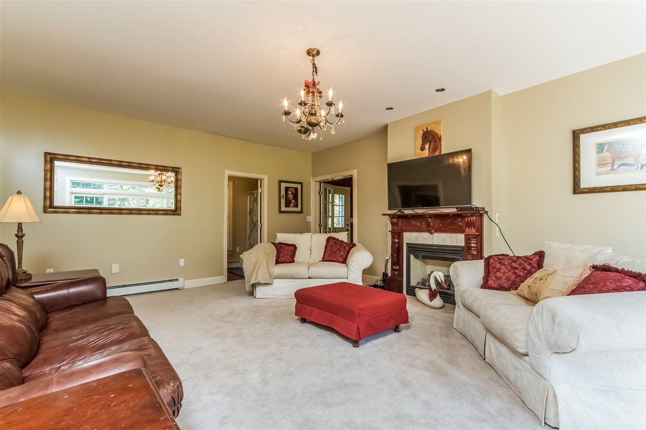 249 Bunker Hill Road Auburn, NH 03032 - Photo 5 of 40 Gallery Image 5