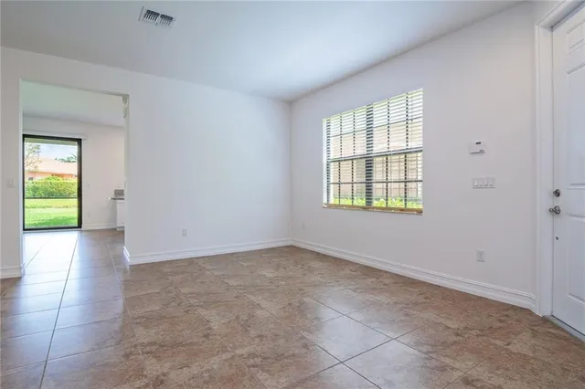 $3,650 | 126 Riverwalk Circle East, Unit 126, Plantation, FL 33325