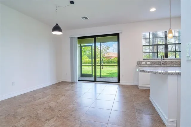 $3,650 | 126 Riverwalk Circle East, Unit 126, Plantation, FL 33325