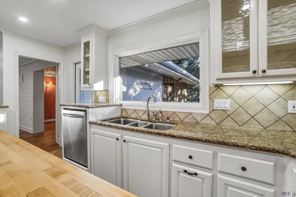 $735,000 | 4528 Claycut Road, Baton Rouge, LA 70806