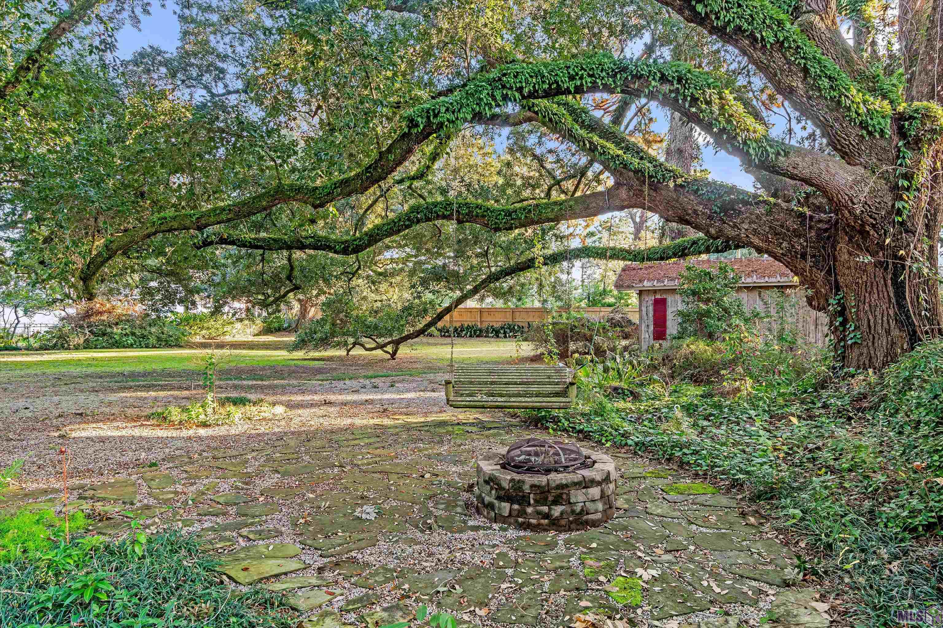 4528 Claycut Road Baton Rouge, LA 70806 - Photo 28 of 32 Mature oaks