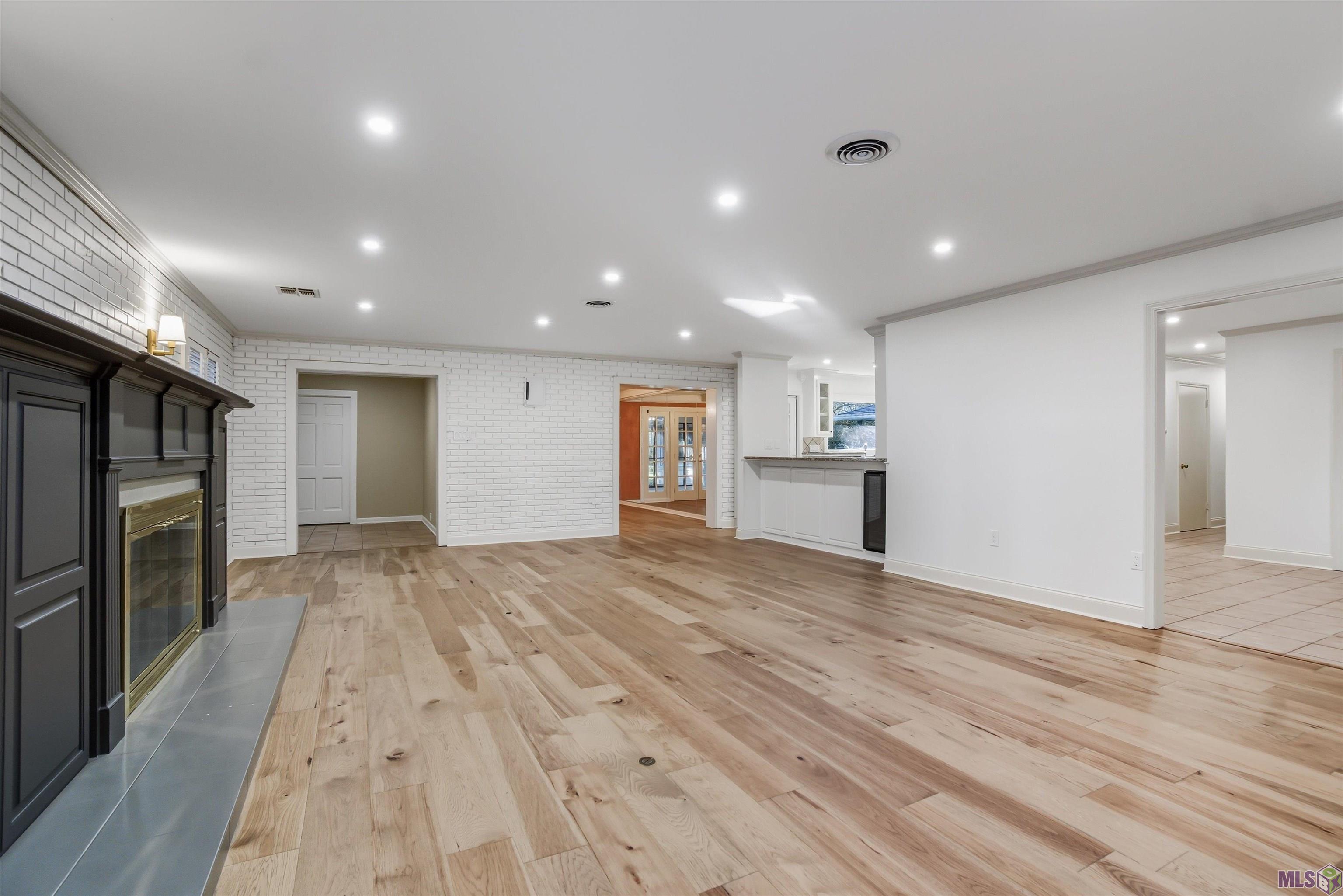 4528 Claycut Road Baton Rouge, LA 70806 - Photo 8 of 32