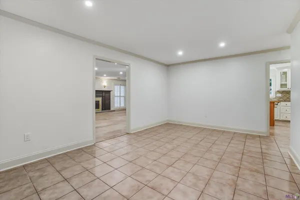 $735,000 | 4528 Claycut Road, Baton Rouge, LA 70806