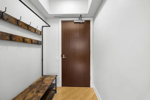 $349,900 | 60 East Monroe Street, Unit 1905, Chicago, IL 60603